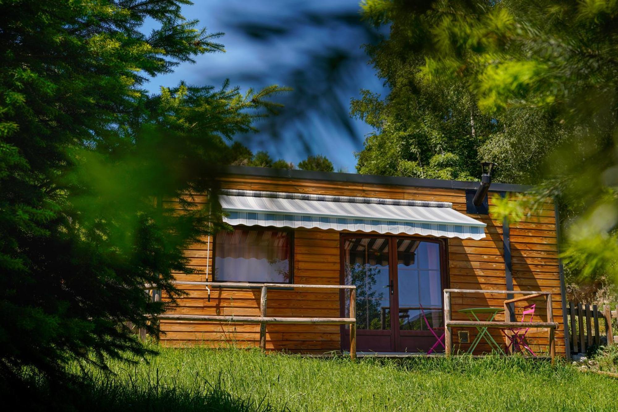 Chalet 2 Personnes Mialanes Zewnętrze zdjęcie